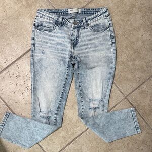 BKE Women's Light Blue Distressed Skinny Jeans